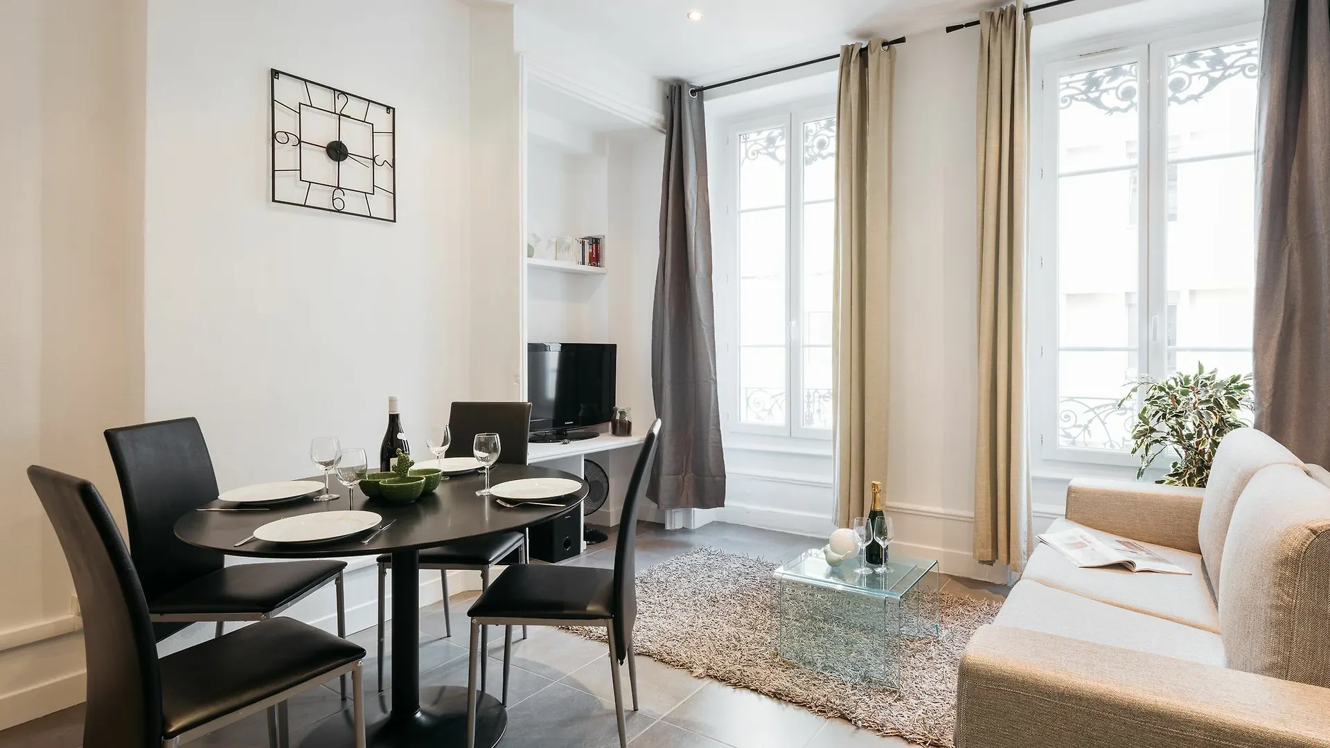 Dify Glamour - Place Des Brotteaux Lyon 0*,